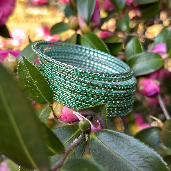GREEN BANGLES - Picture 8 of 16